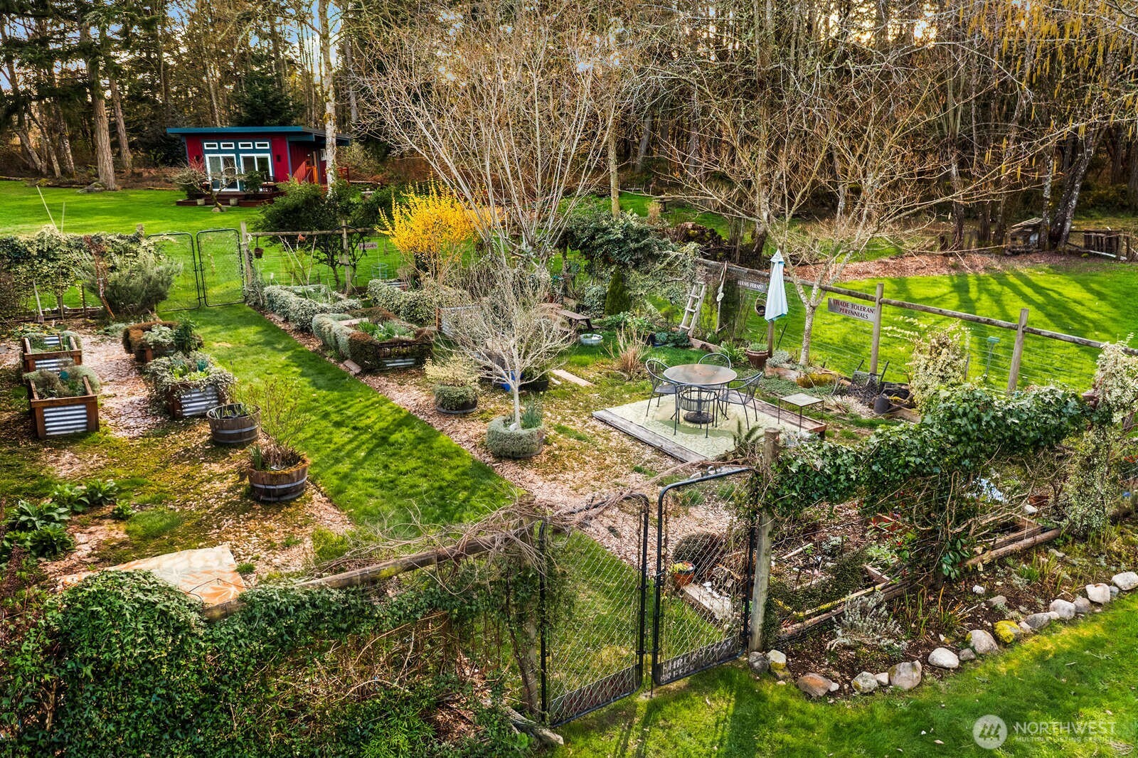 10519 SW 188th Street , Vashon, WA 98070