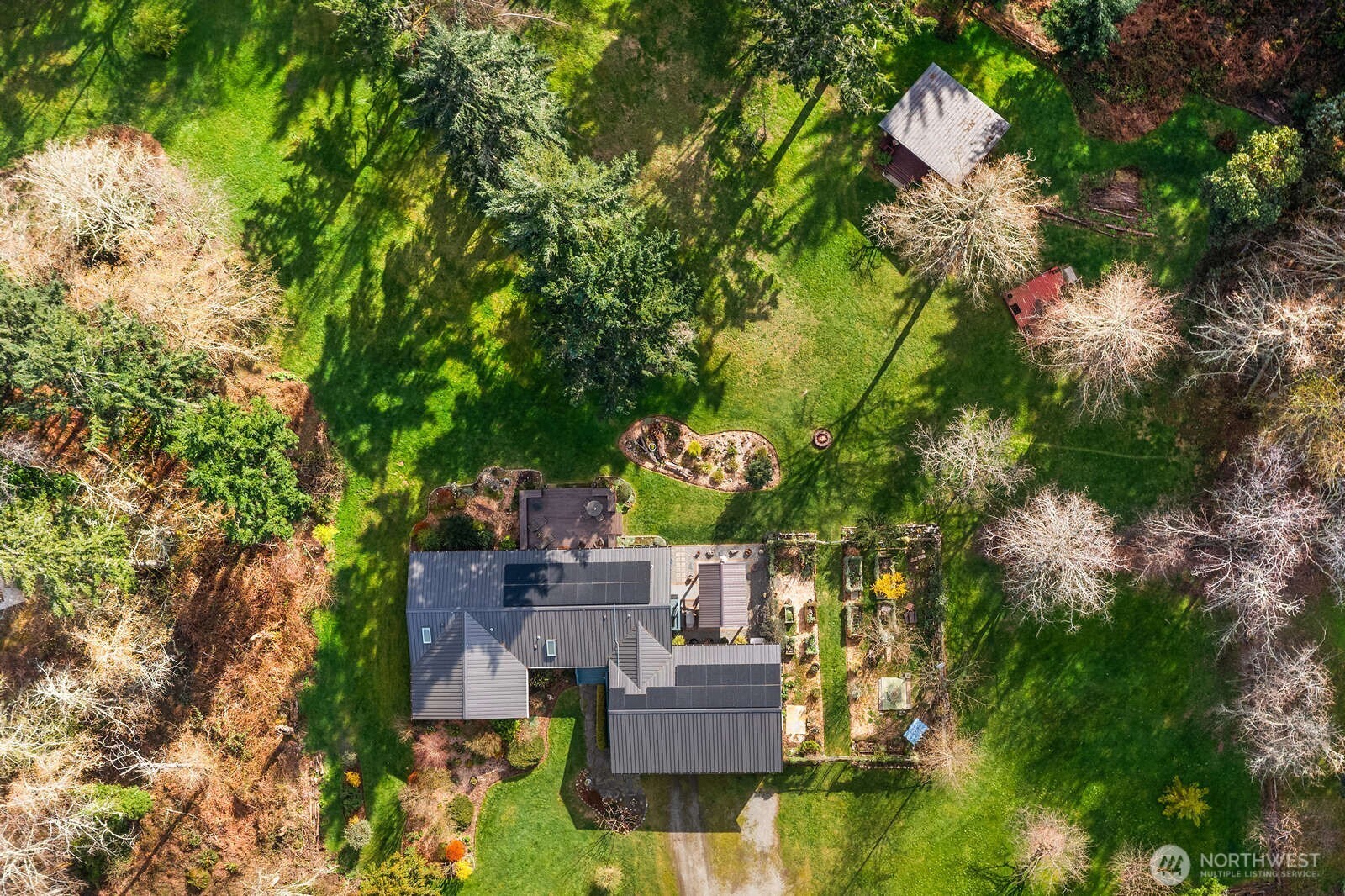 10519 SW 188th Street , Vashon, WA 98070