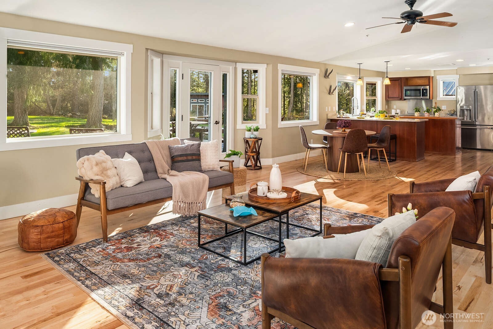 10519 SW 188th Street , Vashon, WA 98070