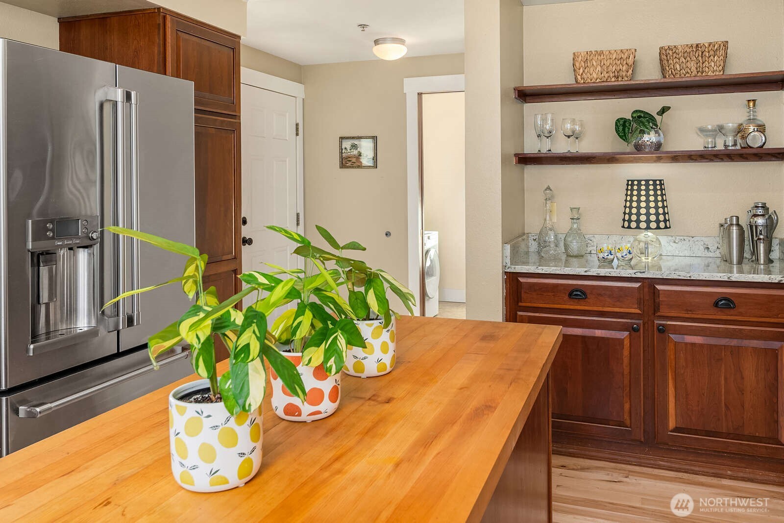 10519 SW 188th Street , Vashon, WA 98070