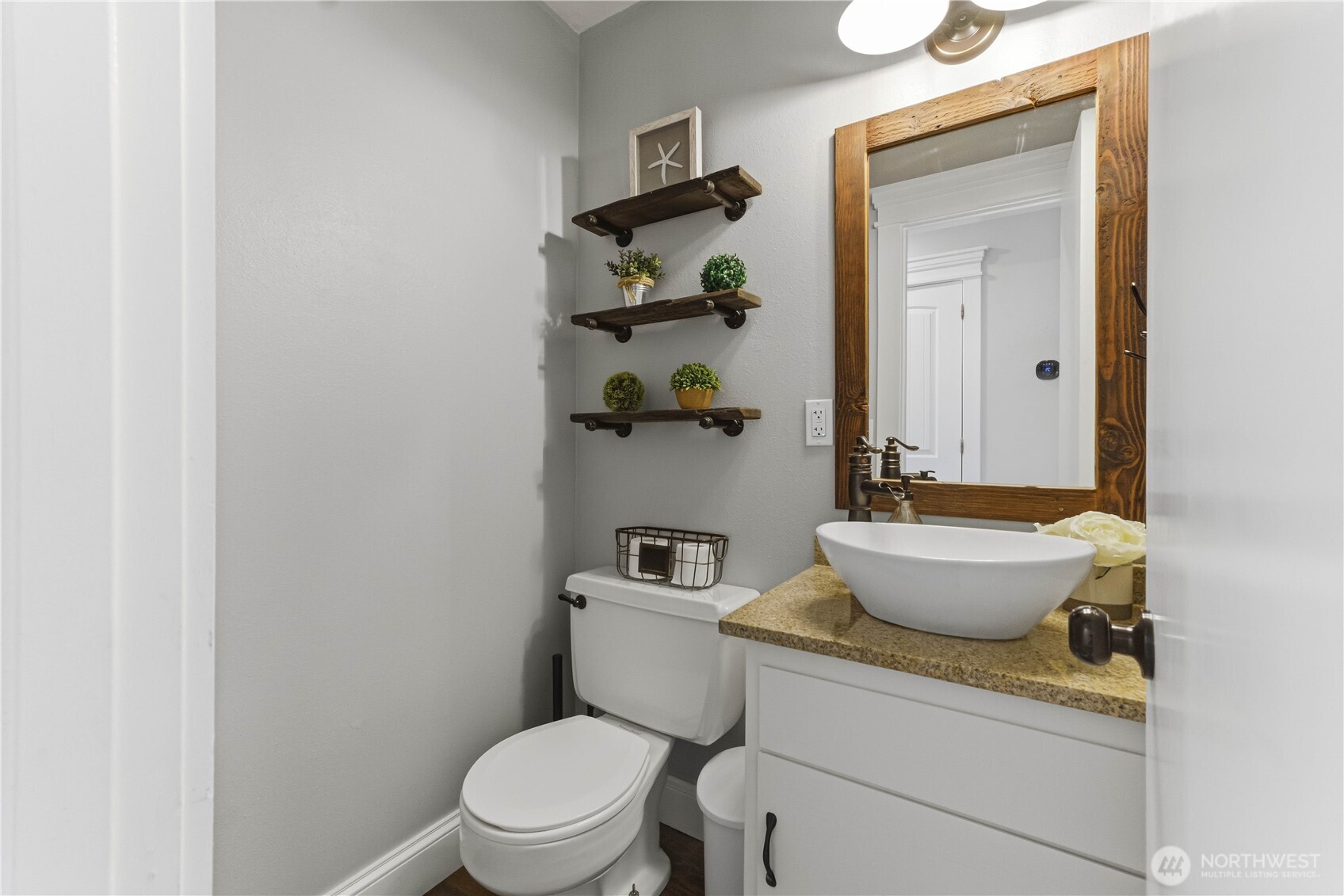 1013 Glenwood Avenue , Wenatchee, WA 98801