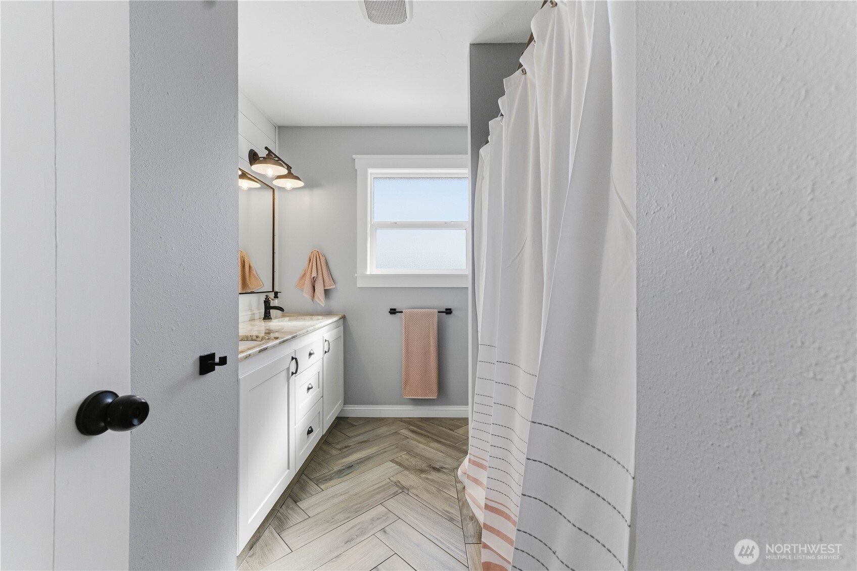 1013 Glenwood Avenue , Wenatchee, WA 98801