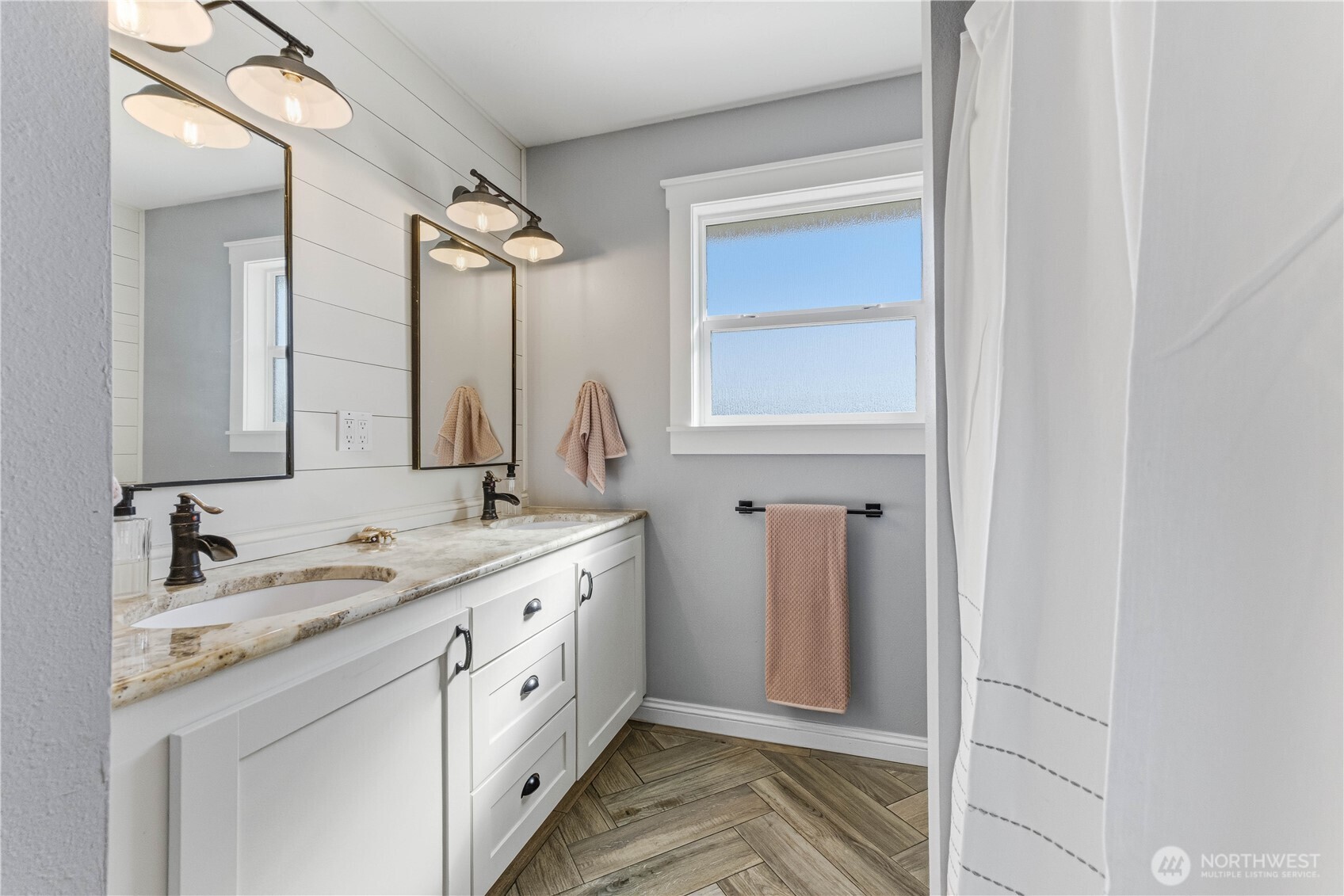 1013 Glenwood Avenue , Wenatchee, WA 98801