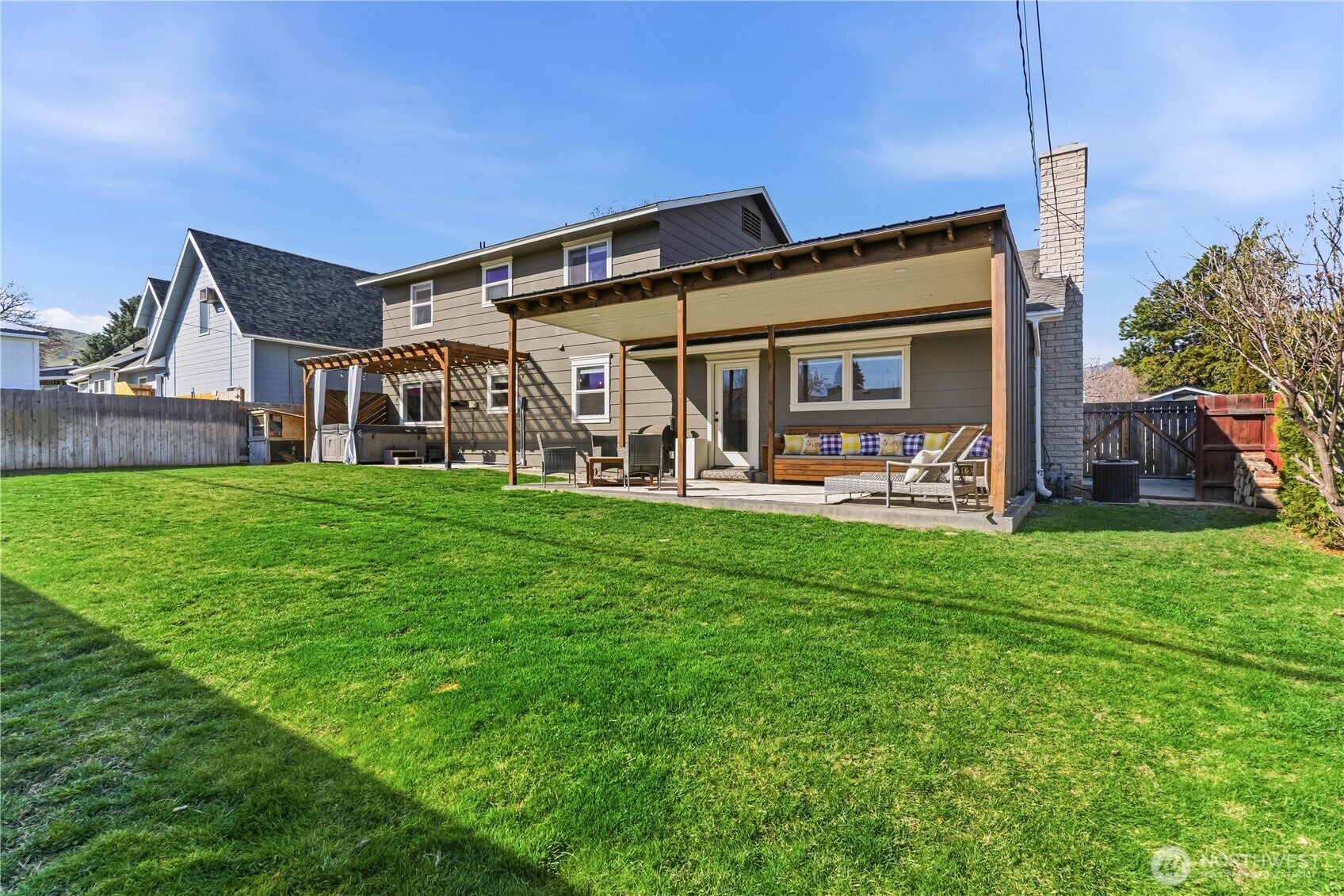 1013 Glenwood Avenue , Wenatchee, WA 98801