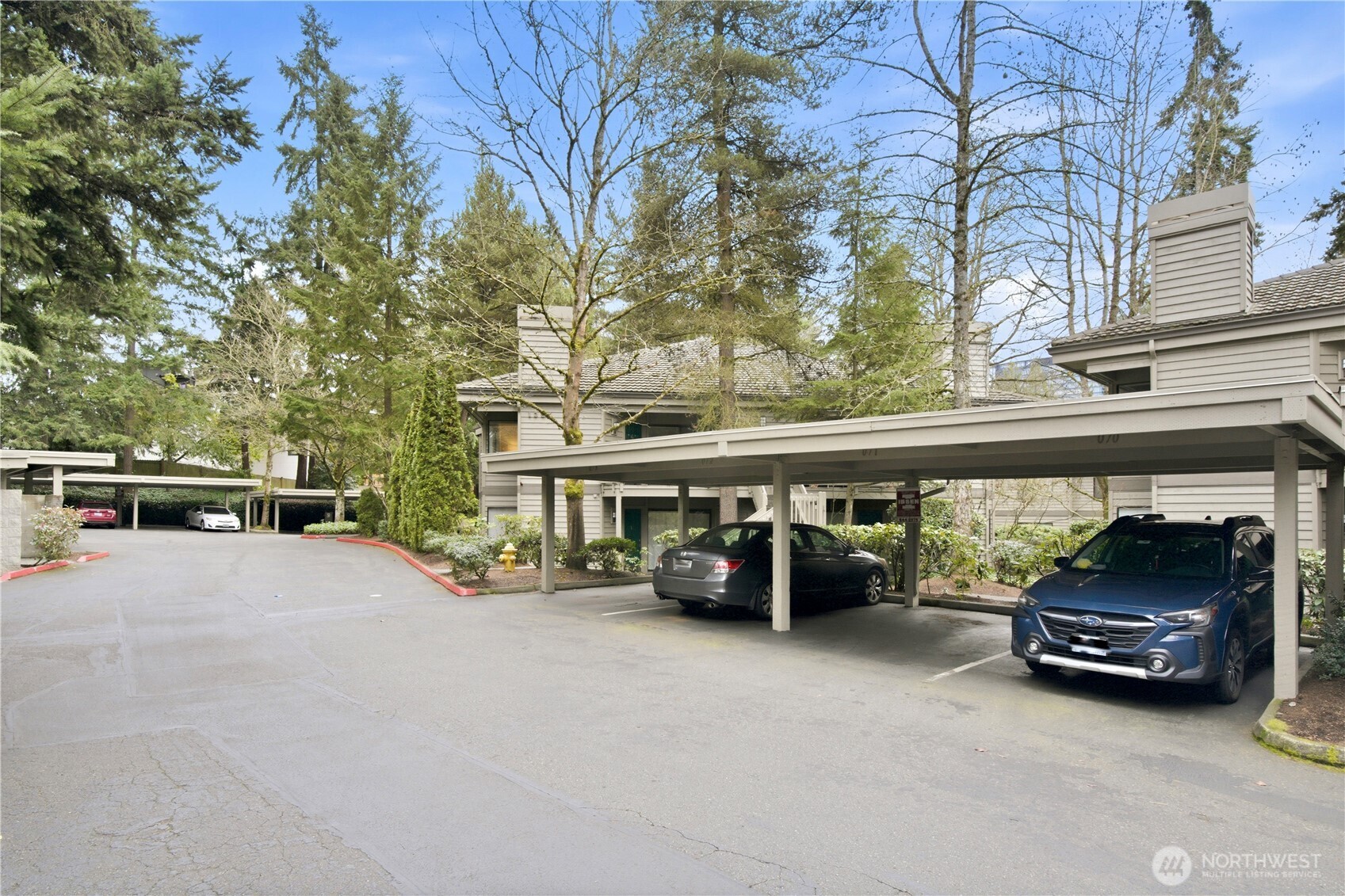 1354 Bellevue Way NE #4, Bellevue, WA 98004