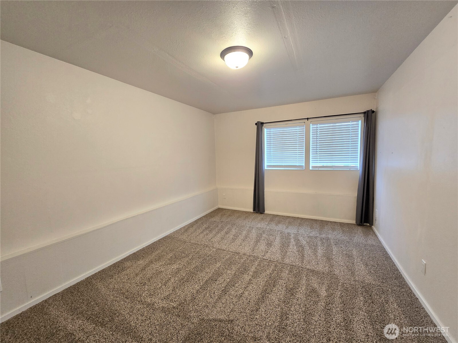 1812 W 12th Street , Port Angeles, WA 98363