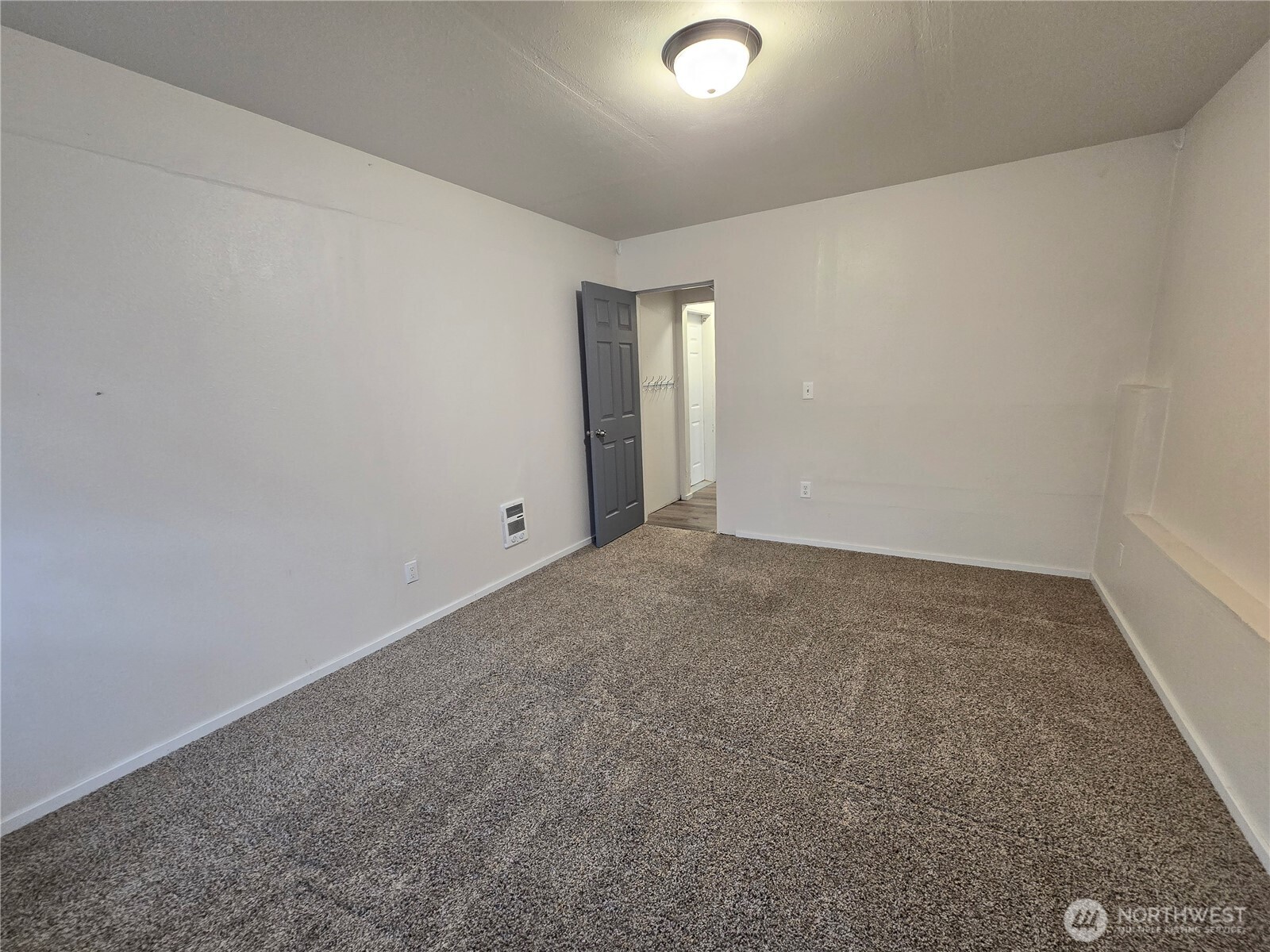 1812 W 12th Street , Port Angeles, WA 98363