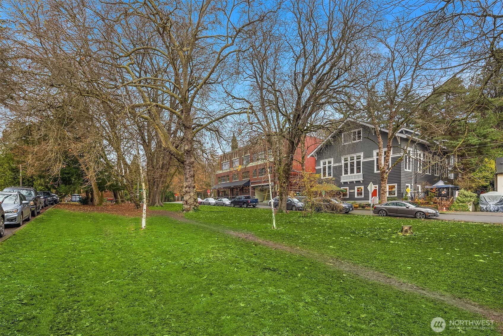 2809 1/2 Mount Rainier Drive S #4, Seattle, WA 98144