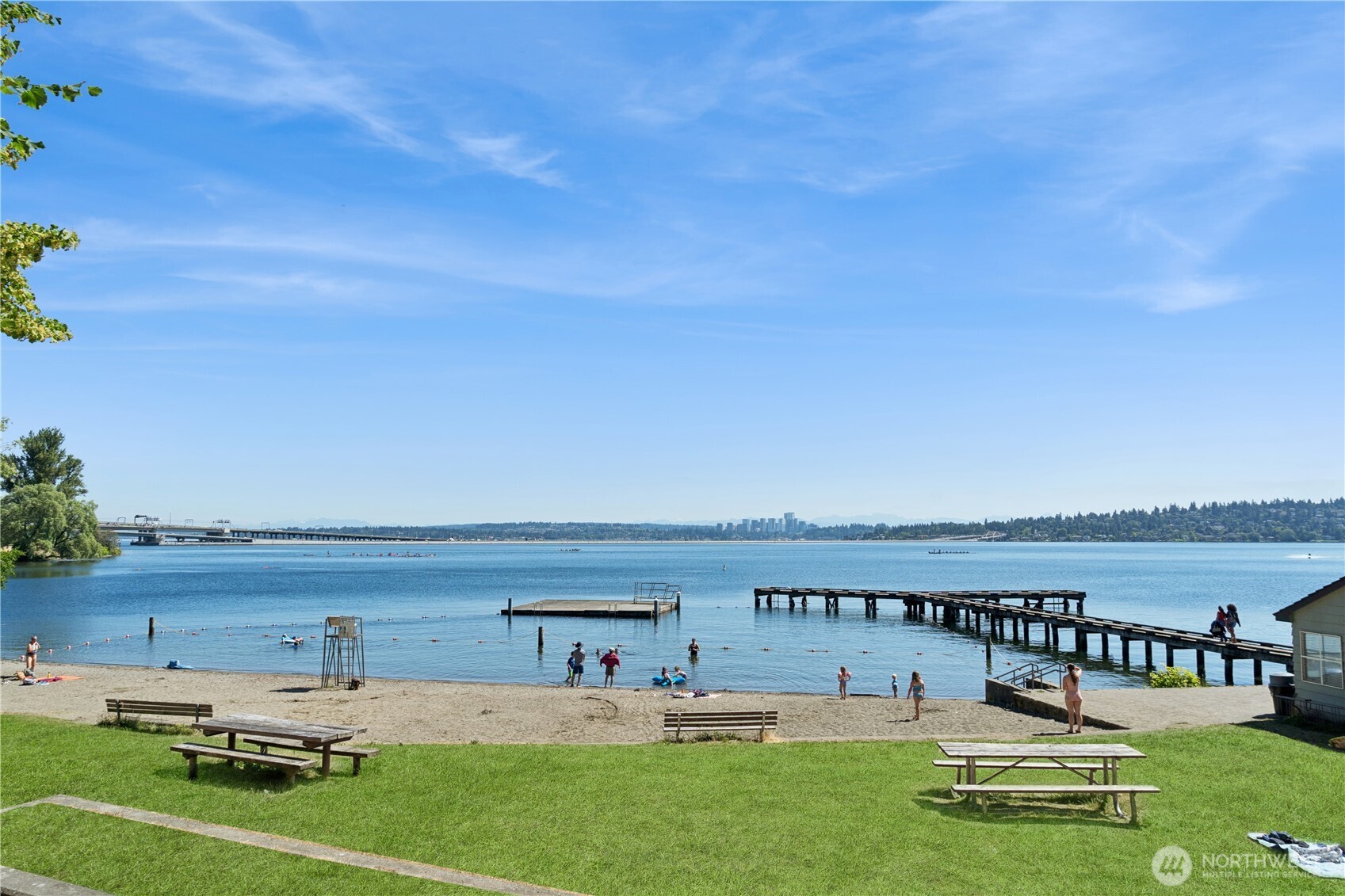 2809 1/2 Mount Rainier Drive S #4, Seattle, WA 98144