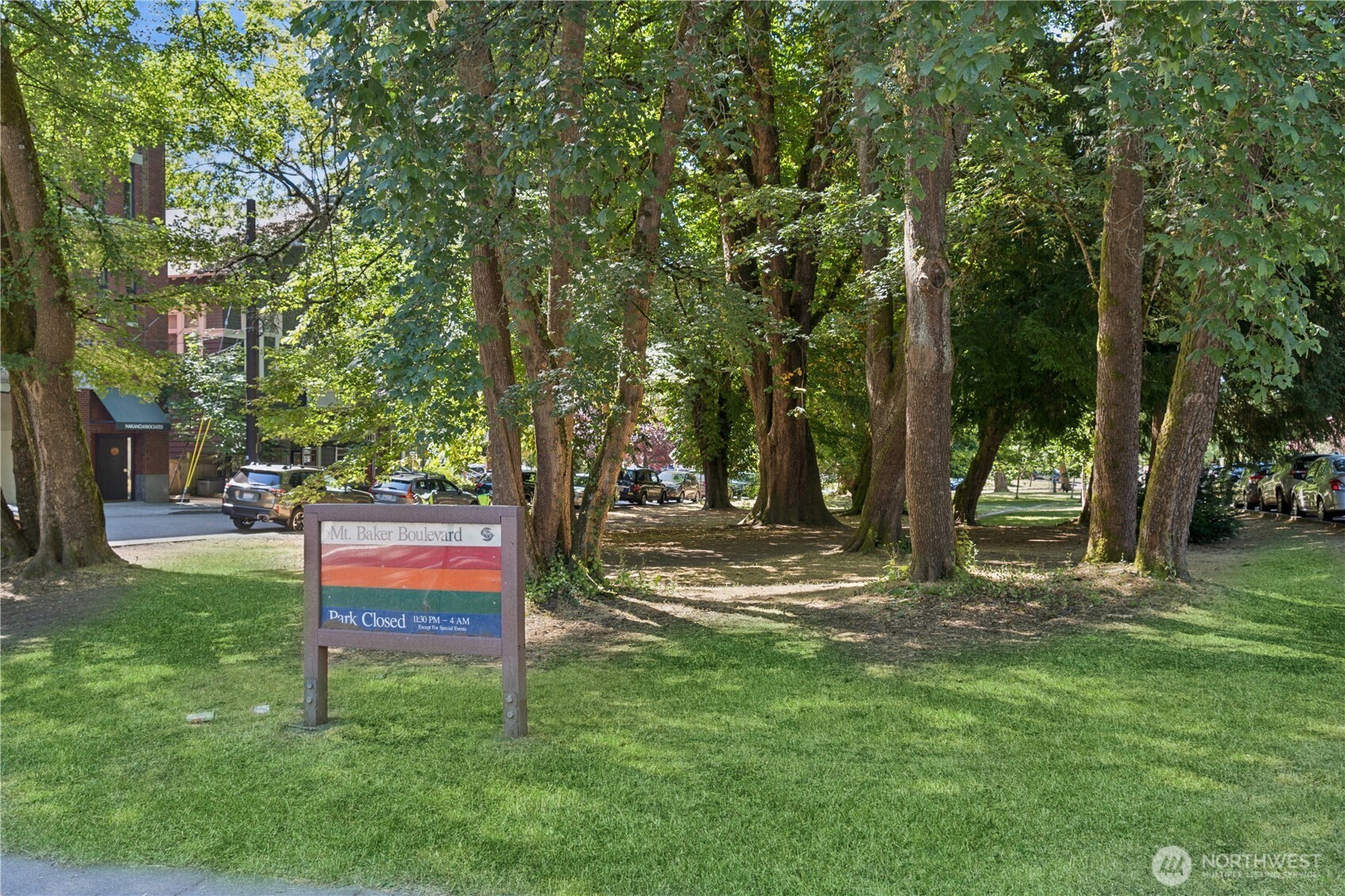 2809 1/2 Mount Rainier Drive S #4, Seattle, WA 98144