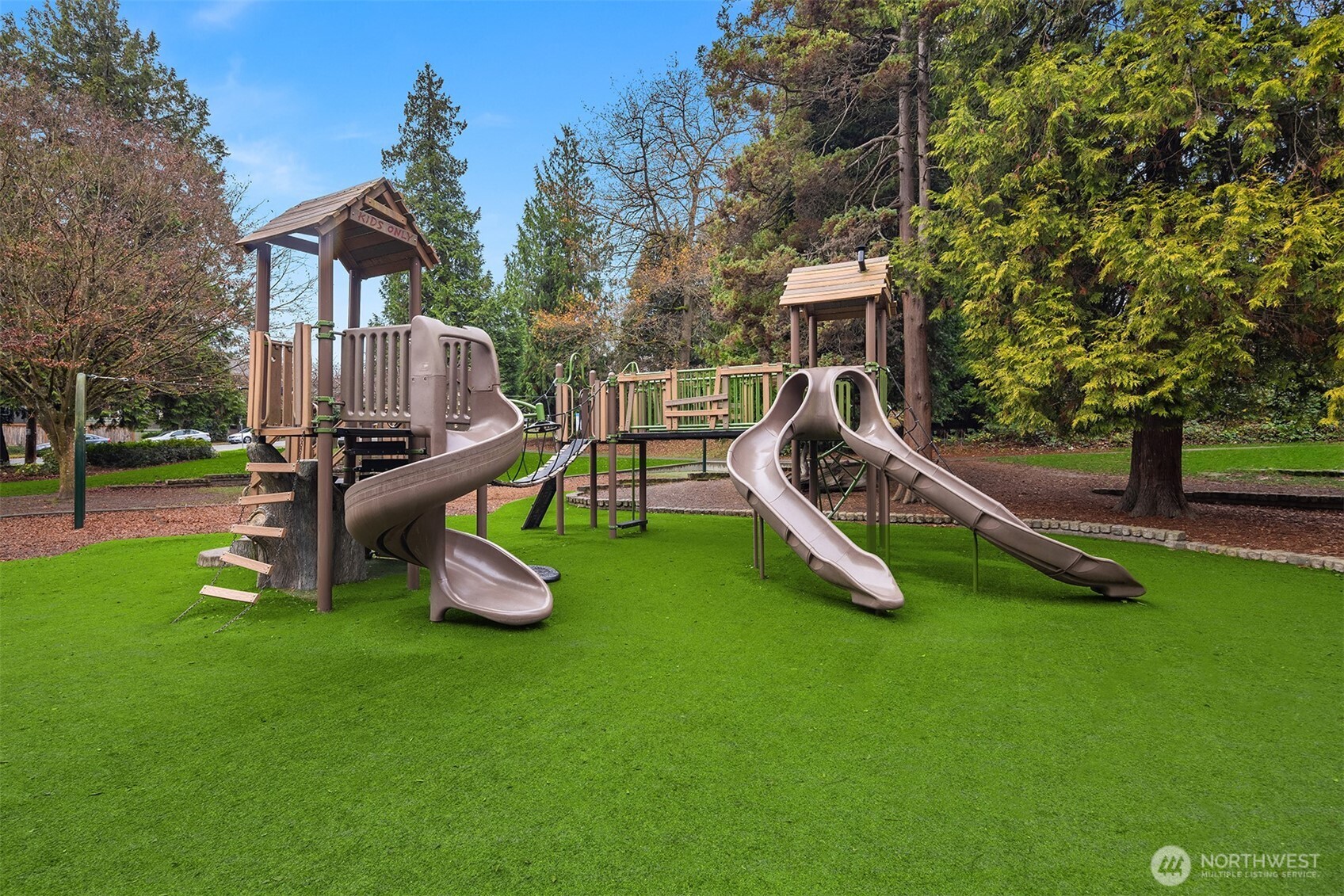 2809 1/2 Mount Rainier Drive S #4, Seattle, WA 98144