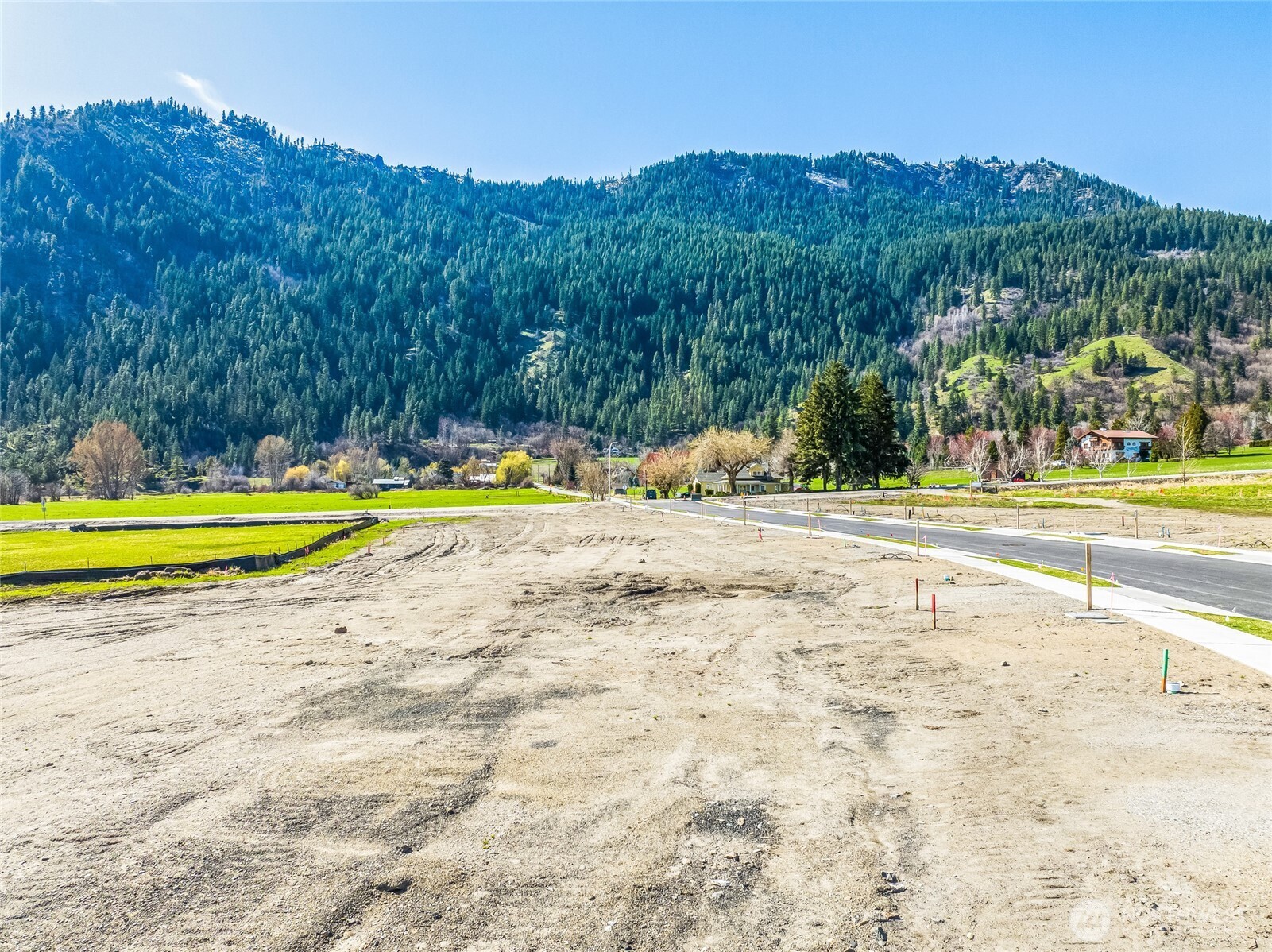 151 Alpenglow Drive , Leavenworth, WA 98826