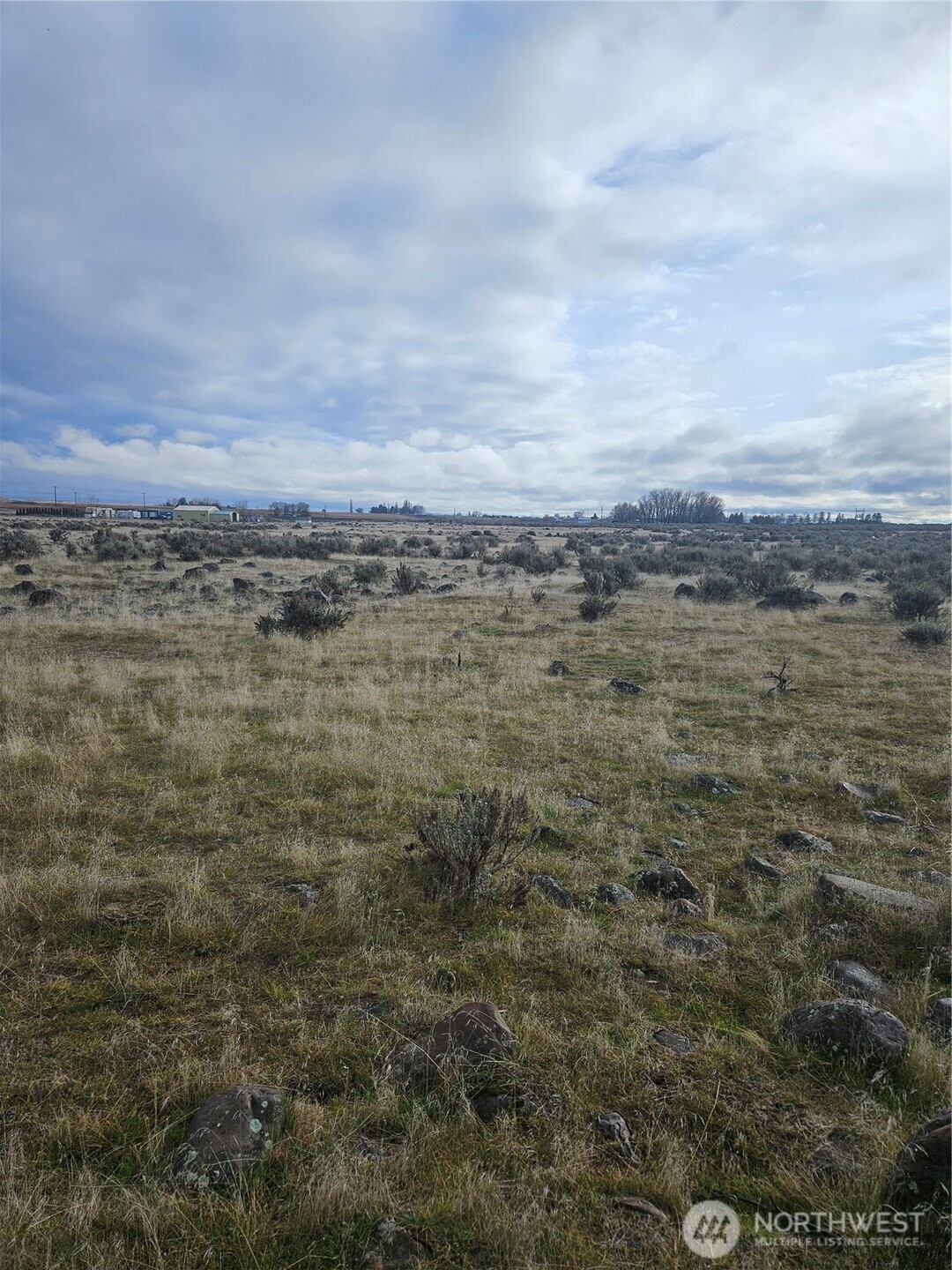 9312 NW Road H , Ephrata, WA 98823