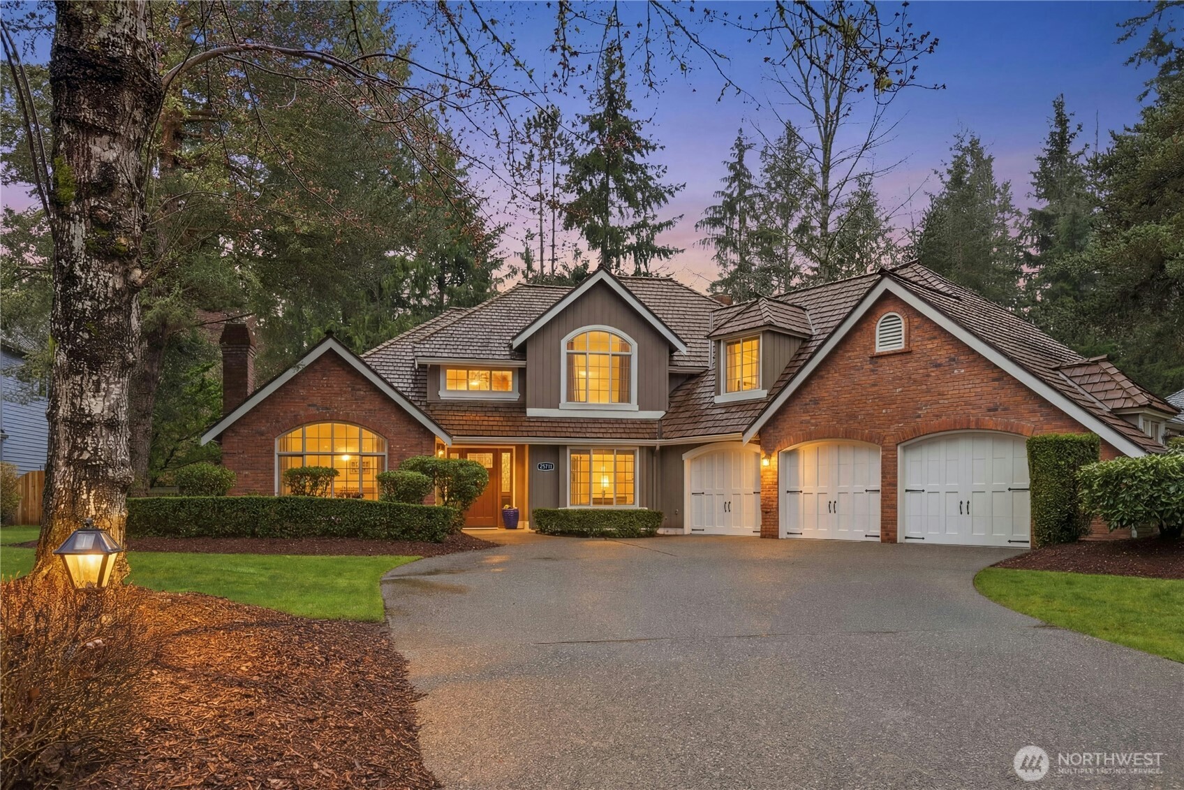 25711 SE 31st Place , Sammamish, WA 98075