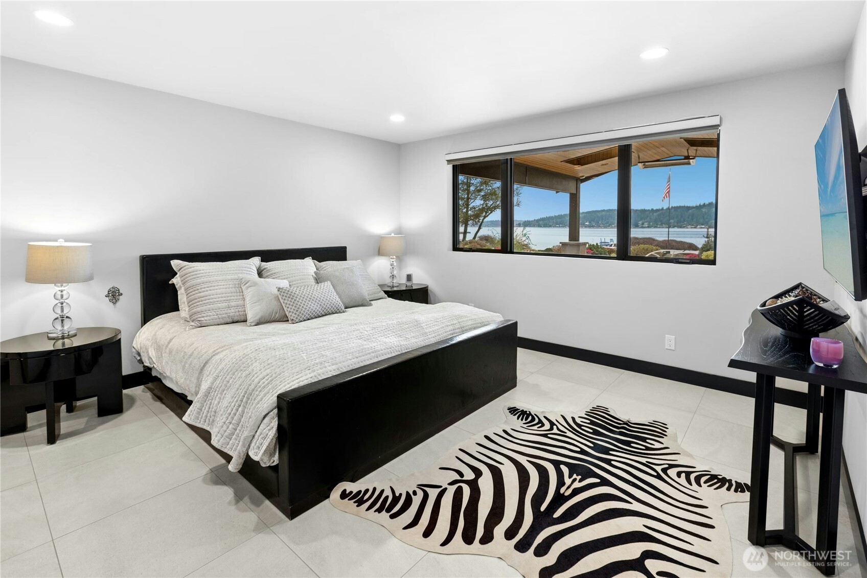 70 Cascade Ky , Bellevue, WA 98006