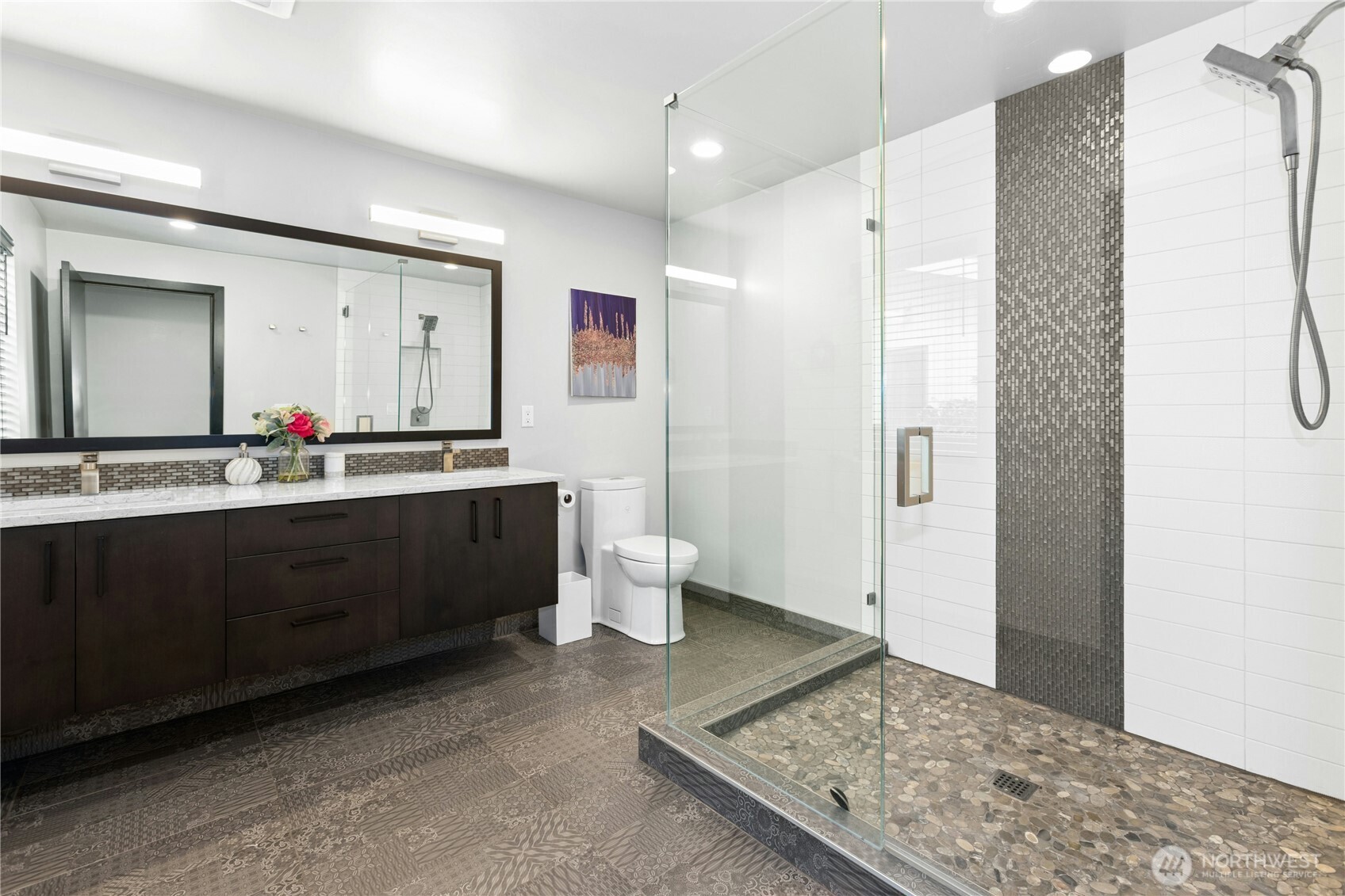 70 Cascade Ky , Bellevue, WA 98006