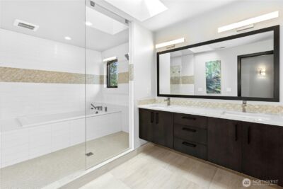 70 Cascade Ky , Bellevue, WA 98006 - Photo 26