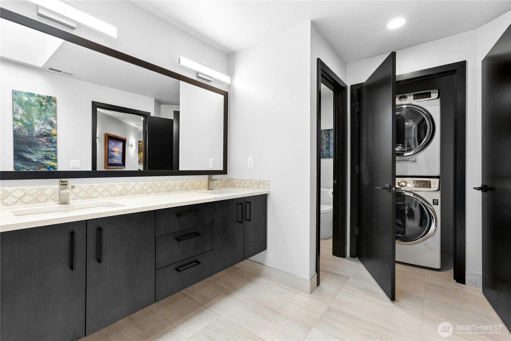 70 Cascade Ky , Bellevue, WA 98006