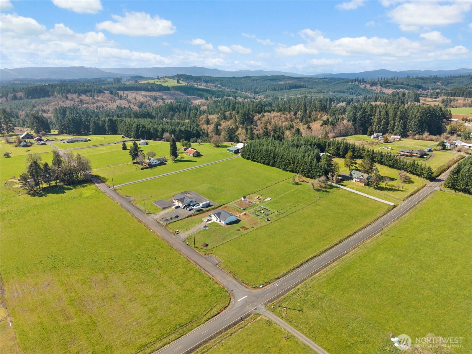 104 Gunnell Road , Winlock, WA 98596