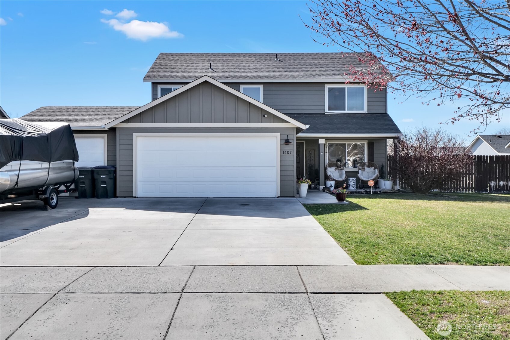 1407 E Crossroads Drive , Moses Lake, WA 98837