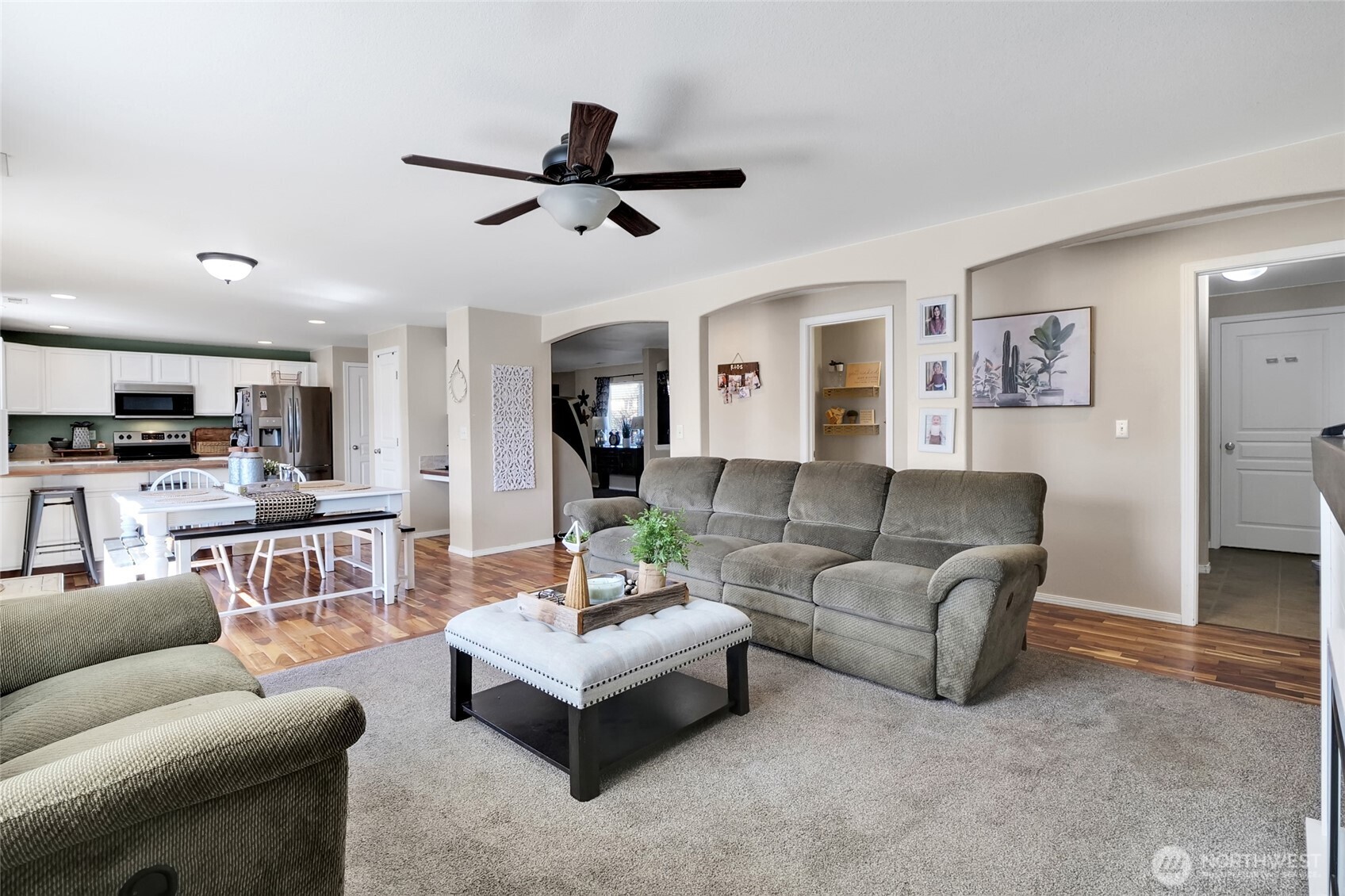 1407 E Crossroads Drive , Moses Lake, WA 98837