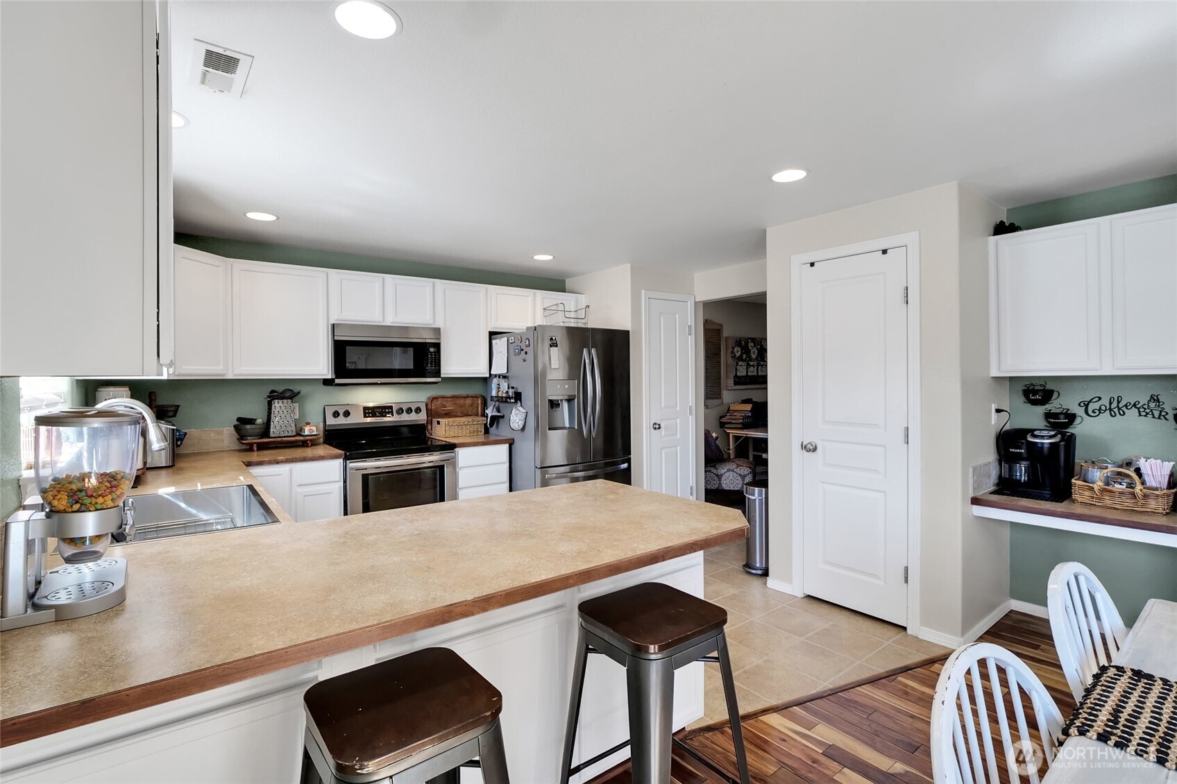 1407 E Crossroads Drive , Moses Lake, WA 98837