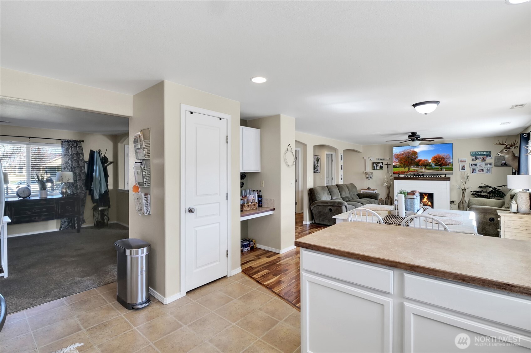 1407 E Crossroads Drive , Moses Lake, WA 98837