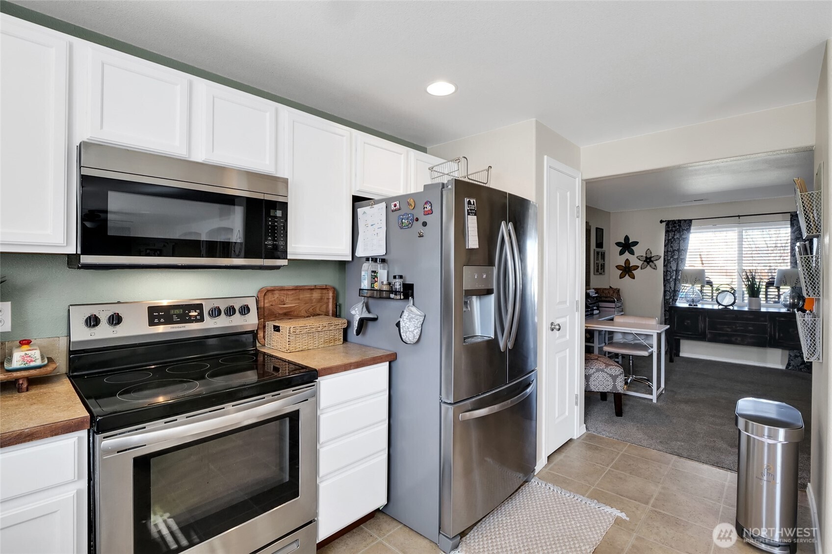 1407 E Crossroads Drive , Moses Lake, WA 98837