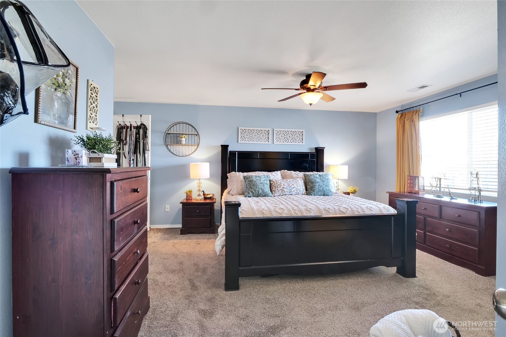 1407 E Crossroads Drive , Moses Lake, WA 98837