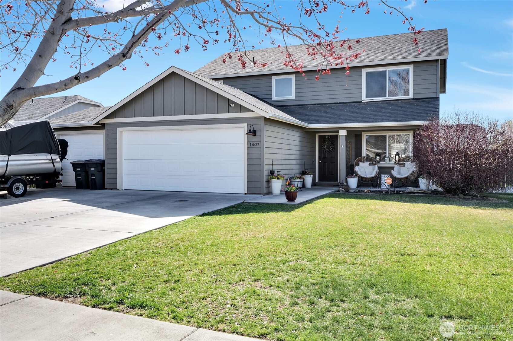 1407 E Crossroads Drive , Moses Lake, WA 98837