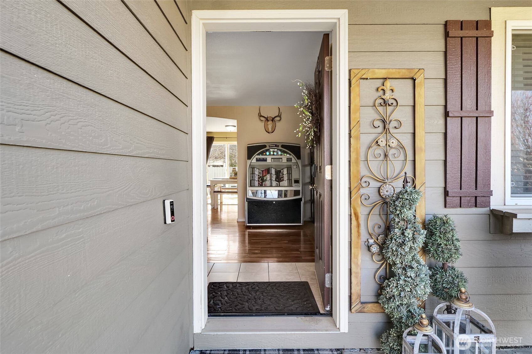 1407 E Crossroads Drive , Moses Lake, WA 98837