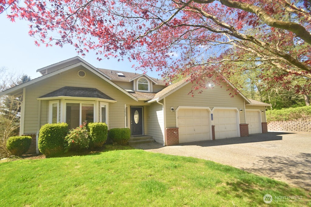 15915 66th Avenue NW, Stanwood, WA 98292