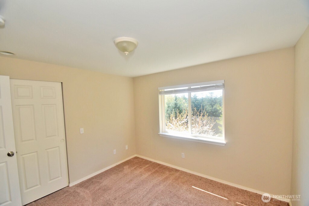 15915 66th Avenue NW, Stanwood, WA 98292