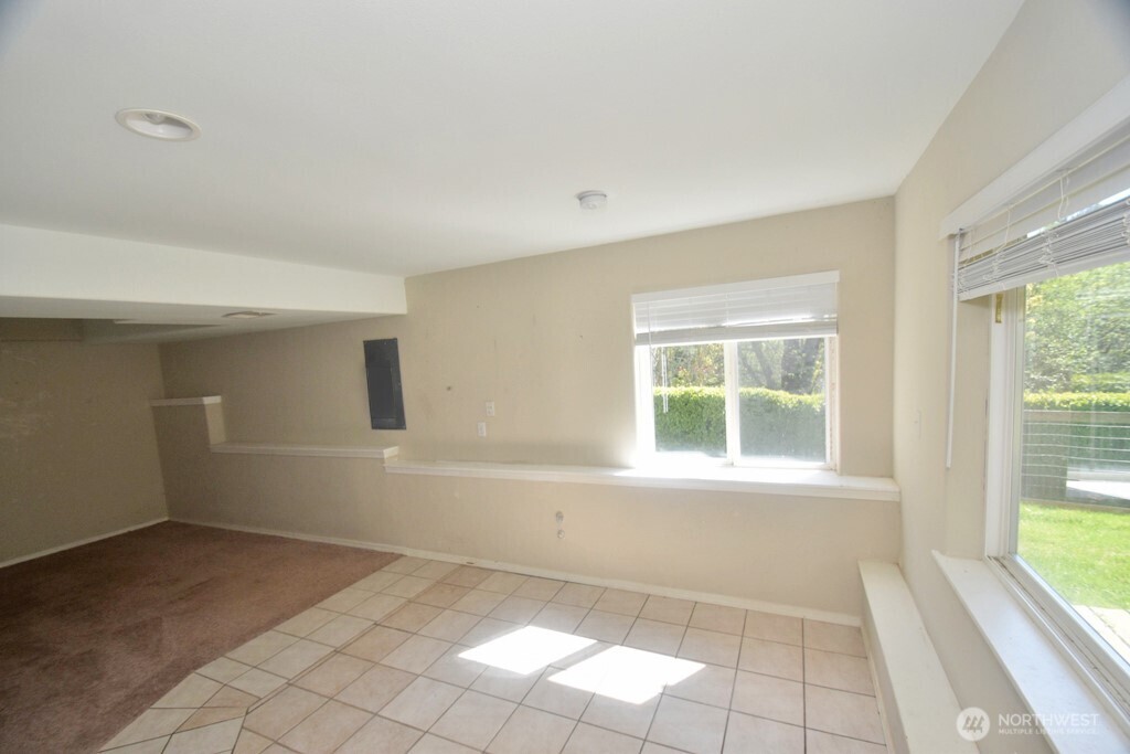 15915 66th Avenue NW, Stanwood, WA 98292