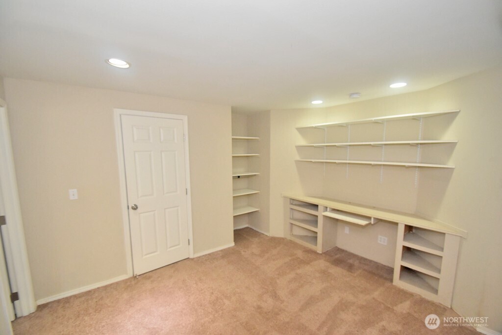 15915 66th Avenue NW, Stanwood, WA 98292