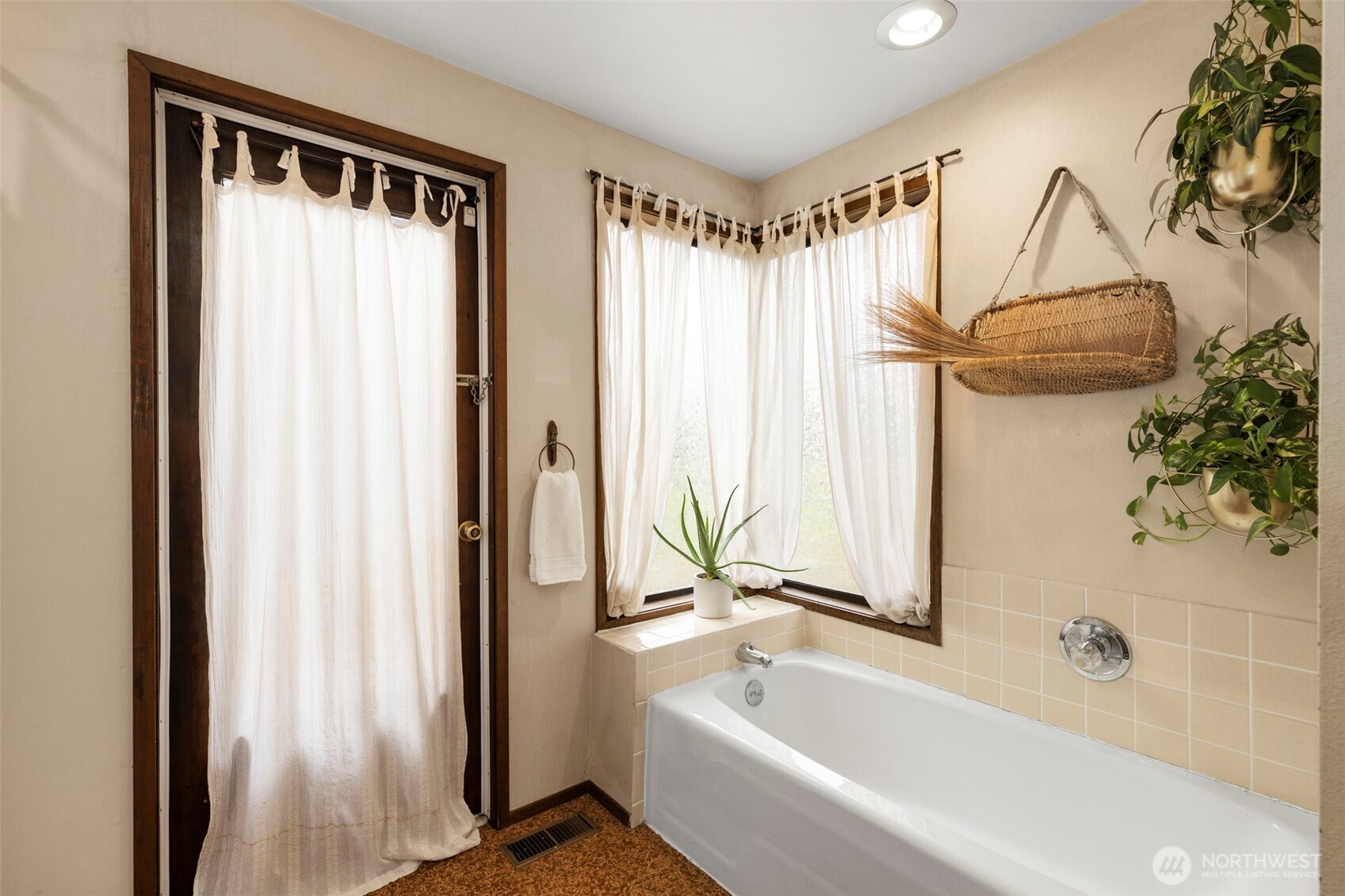 70 Twin View Drive , Sequim, WA 98382