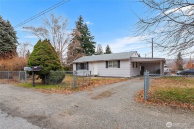 1100 3rd Street , East Wenatchee, WA 98802