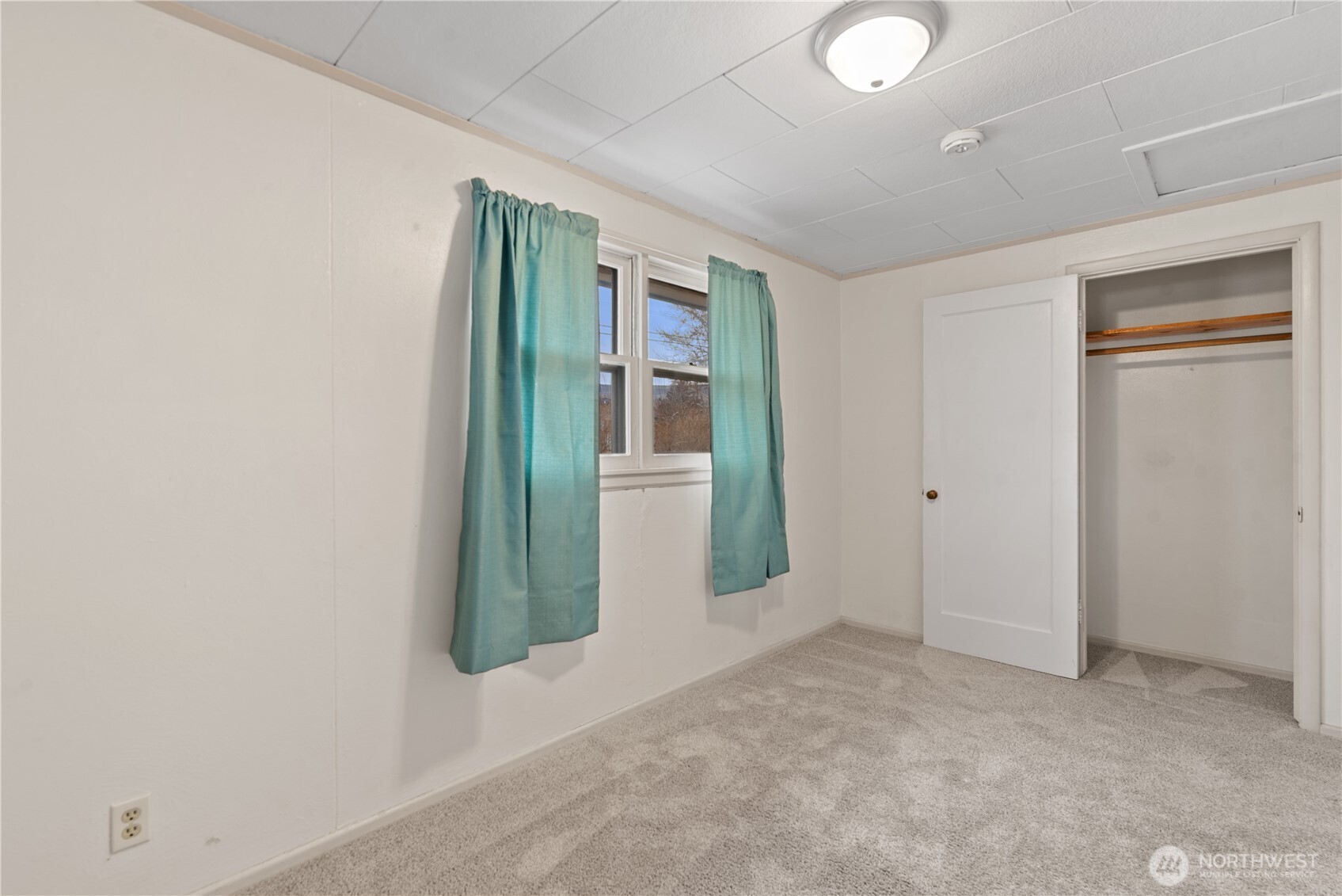 1100 3rd Street , East Wenatchee, WA 98802