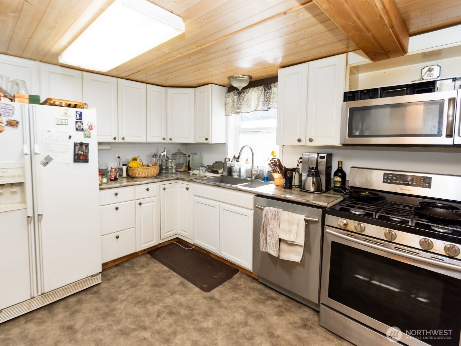 812 N Pfenning Road , Ellensburg, WA 98926-9594