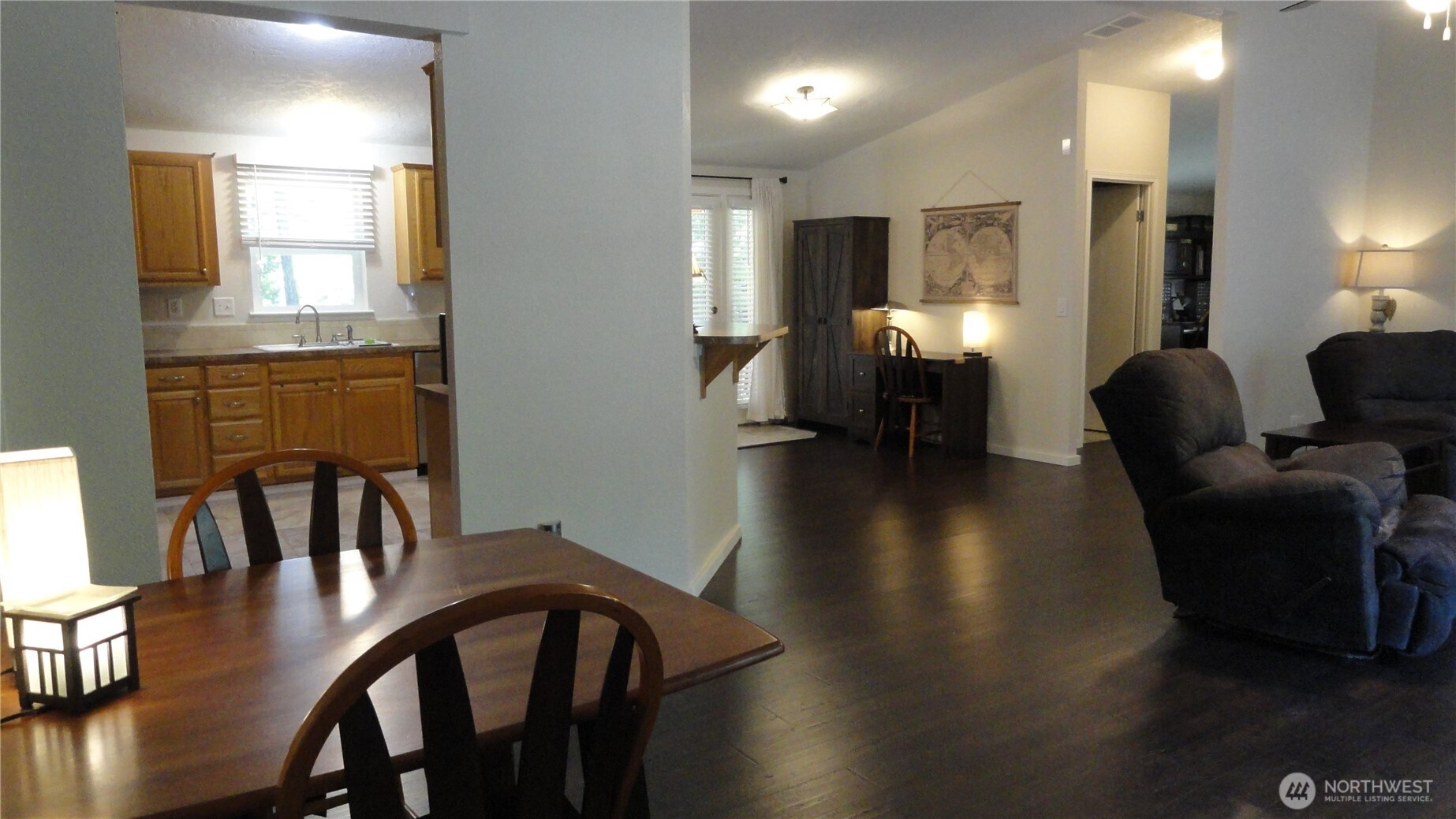 90 N Hamma Hamma Drive E, Hoodsport, WA 98548