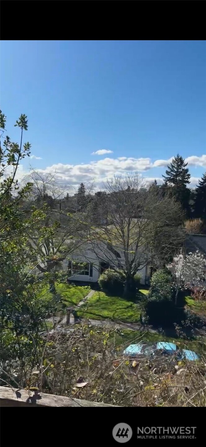 4546 47th Avenue SW, Seattle, WA 98116-4008