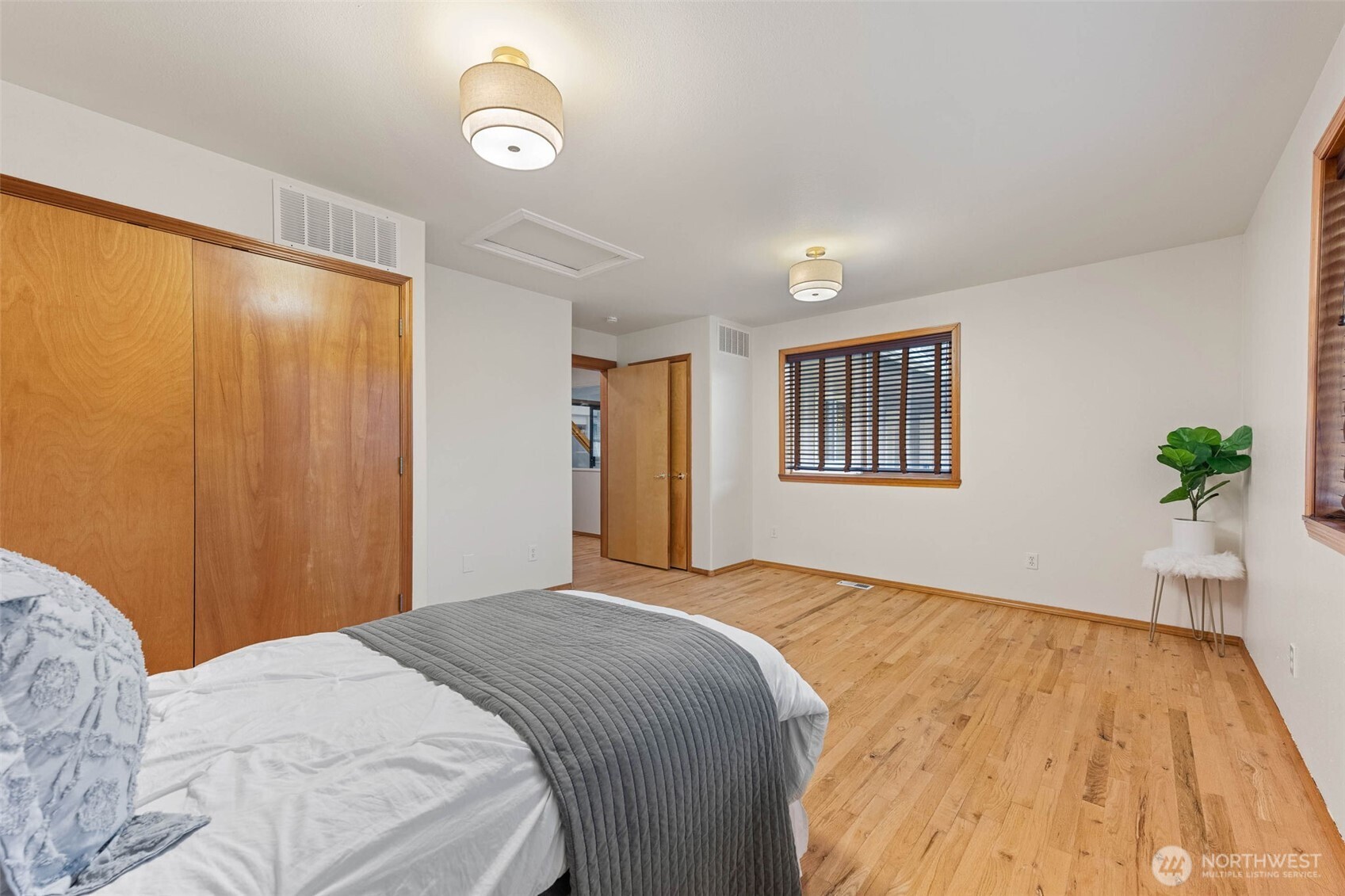30608 40th Avenue S, Roy, WA 98580