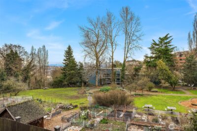 507 Howe Street #A, Seattle, WA 98109 - Photo 17