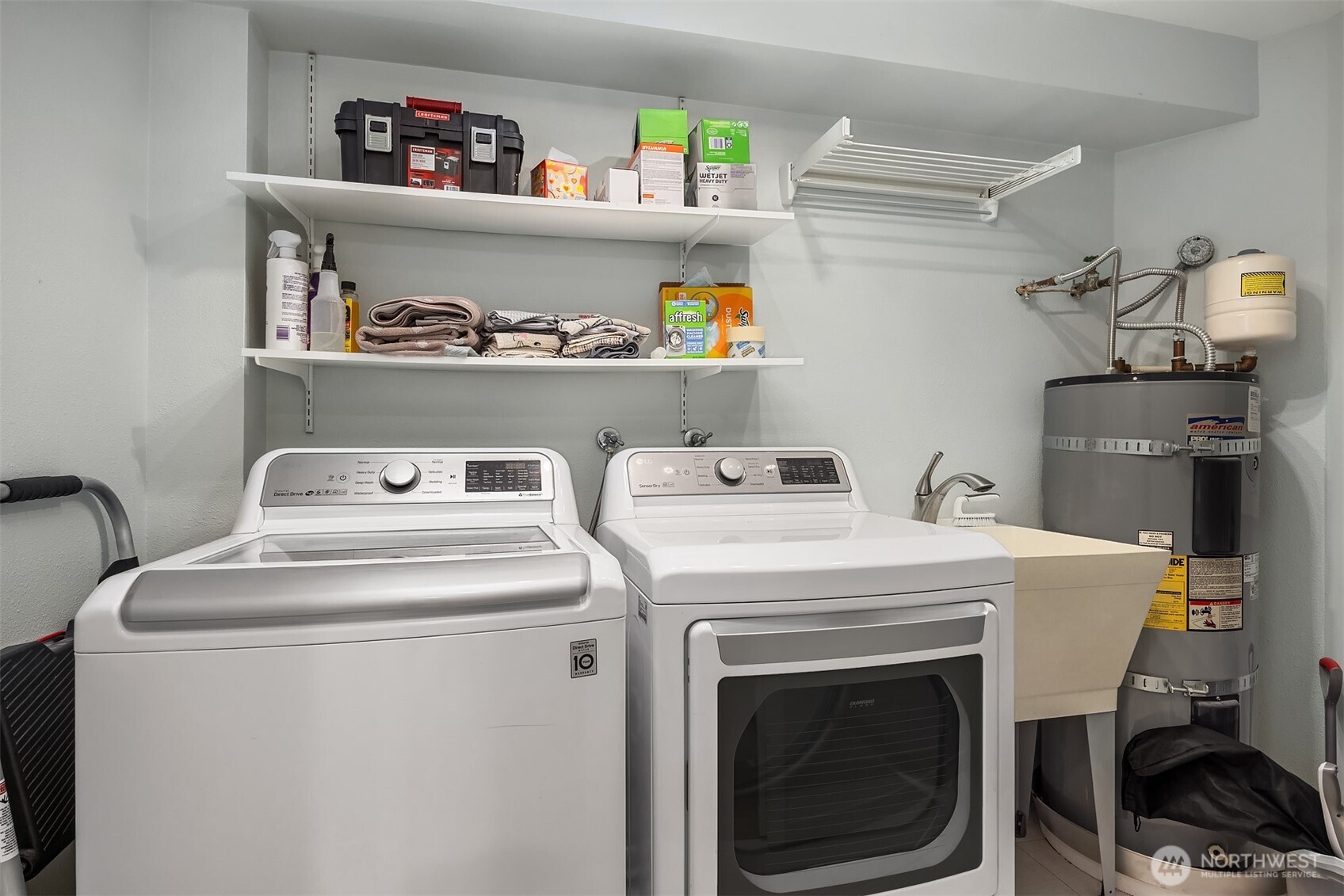 507 Howe Street #A, Seattle, WA 98109