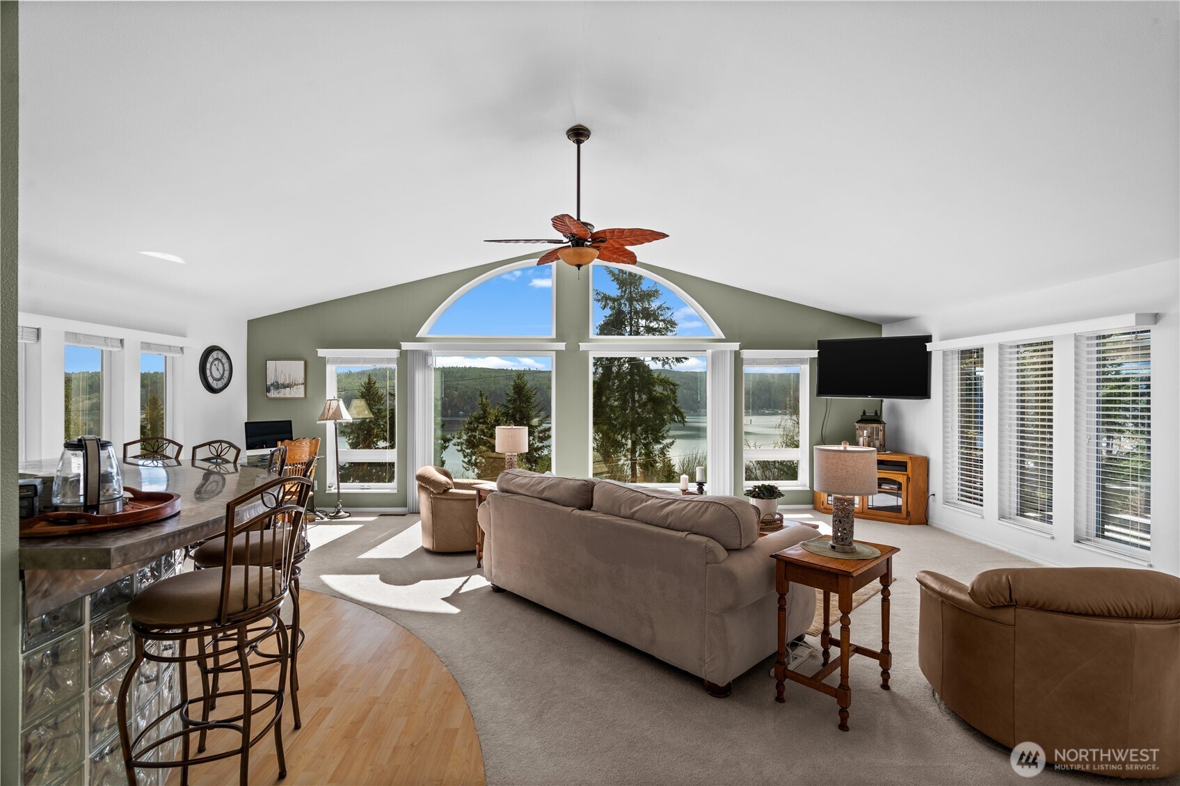 100 NE Alta Vista Drive , Belfair, WA 98528-9691