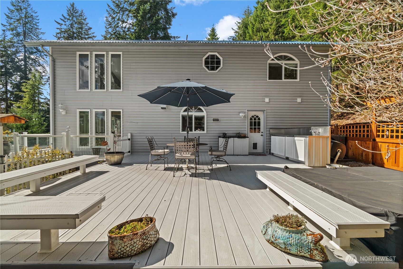 100 NE Alta Vista Drive , Belfair, WA 98528-9691