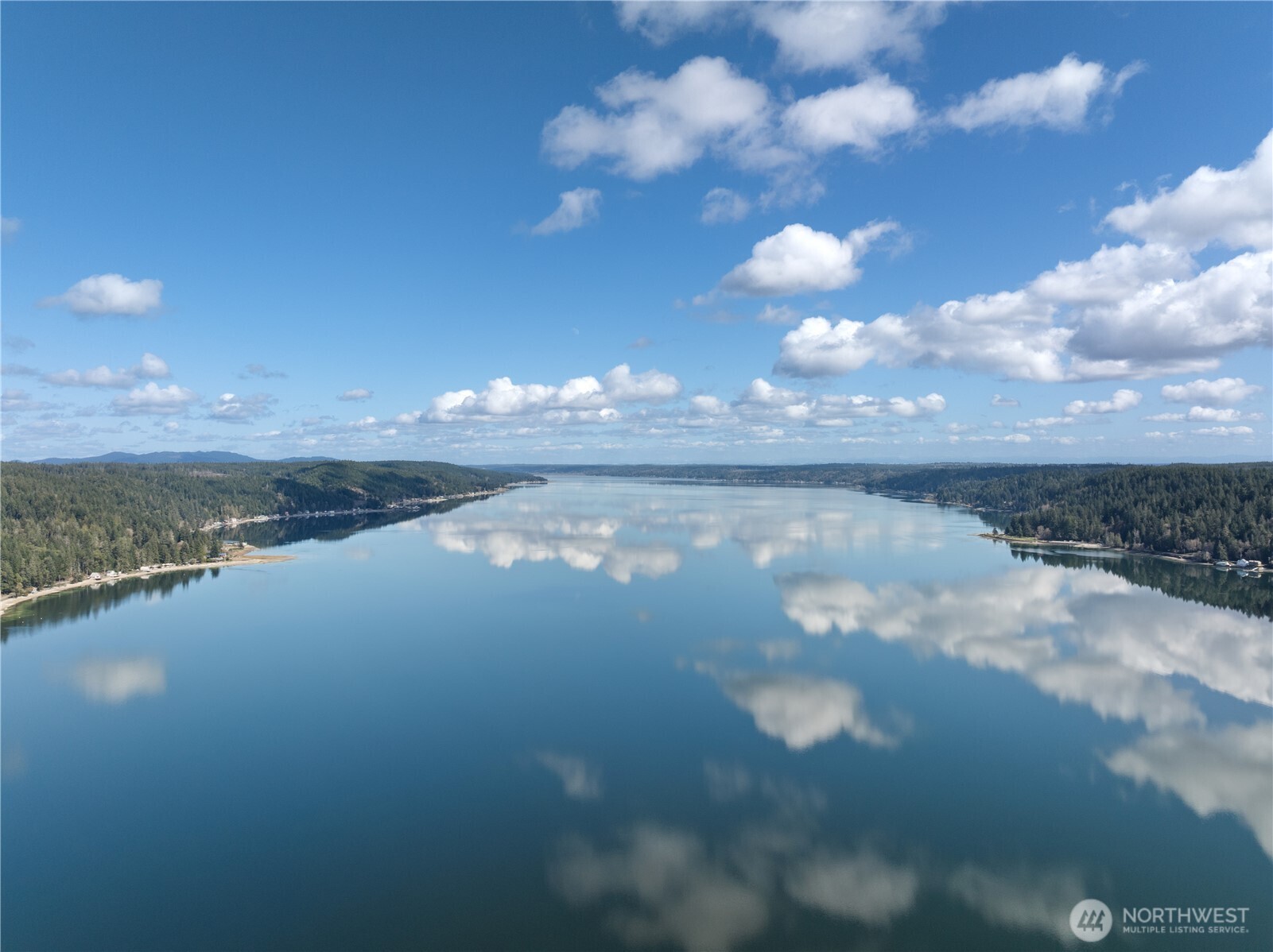 100 NE Alta Vista Drive , Belfair, WA 98528-9691