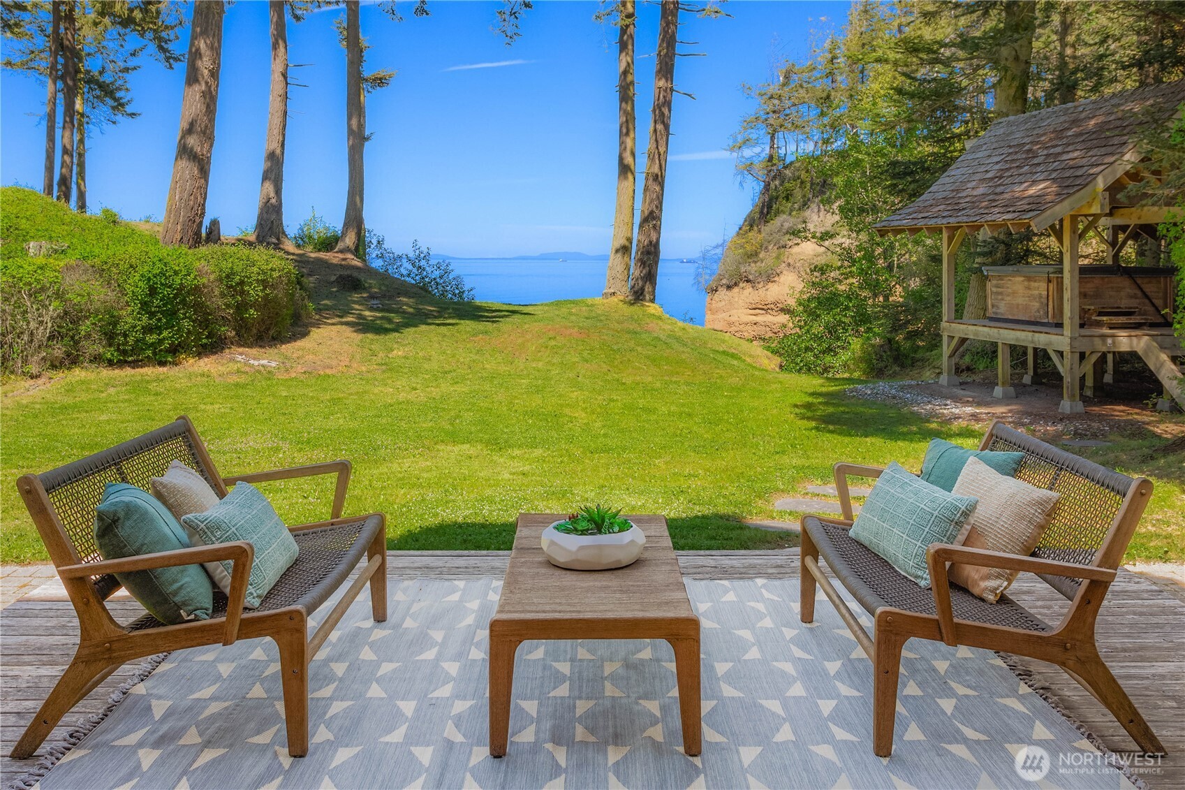 1744 Gasman Road , Port Angeles, WA 98362-9128