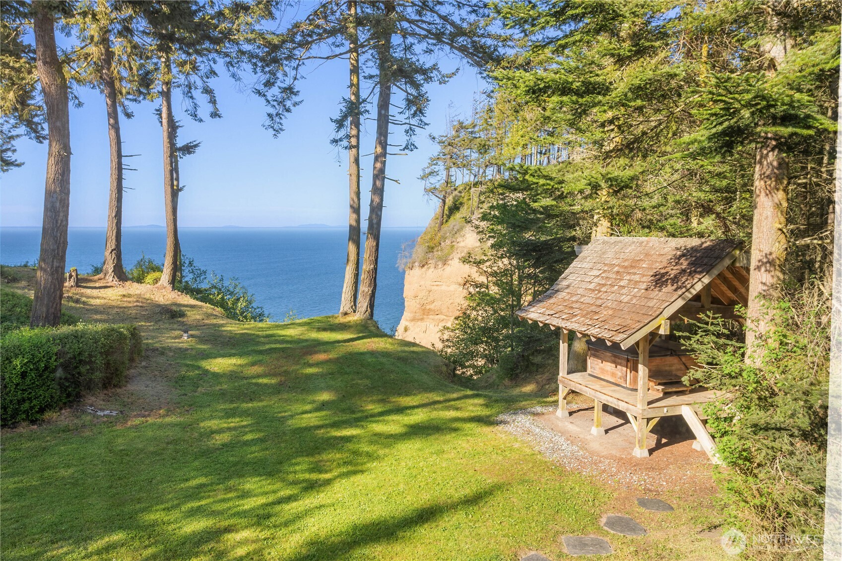 1744 Gasman Road , Port Angeles, WA 98362-9128