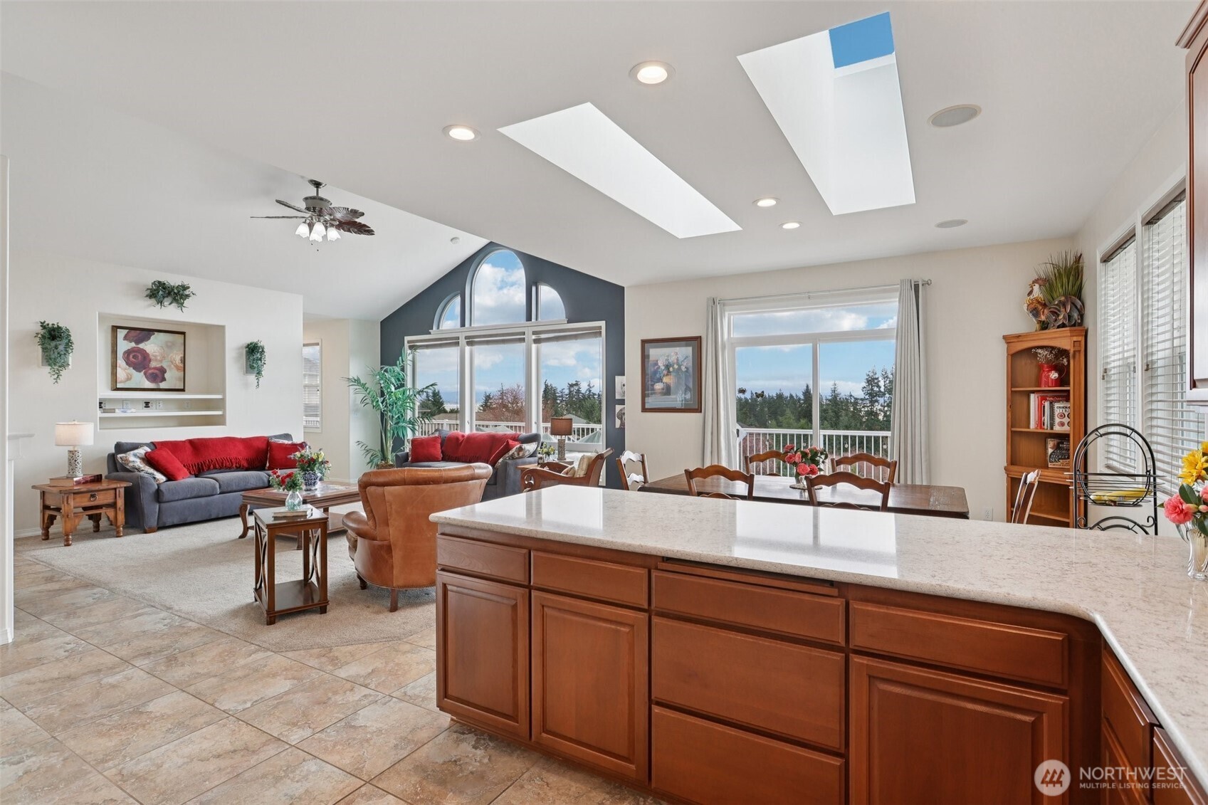 14 Zermatt Court , Camano Island, WA 98282